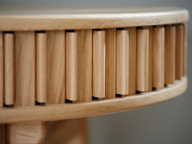 46060200-carno-desk_d2.Jpg